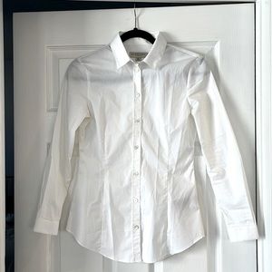 NWOT Burberry white button up shirt